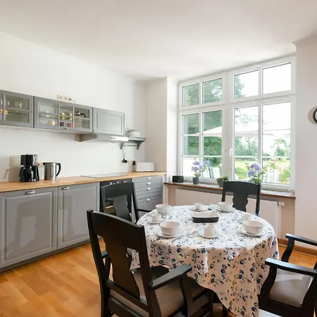 Apartmán Mit Strandkorb In Exklusiver Lage Vitzdorf